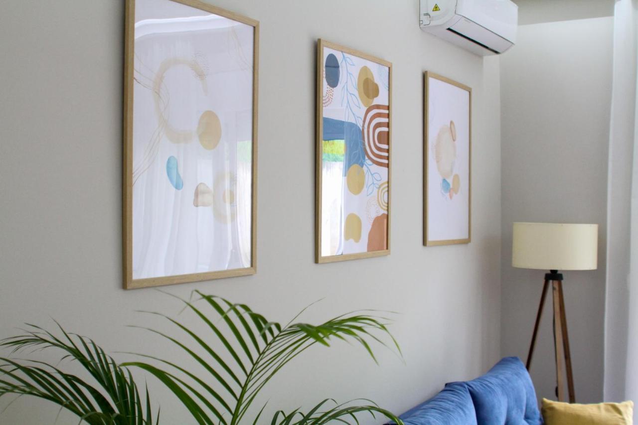 Laki Apartment Тиват Екстериор снимка